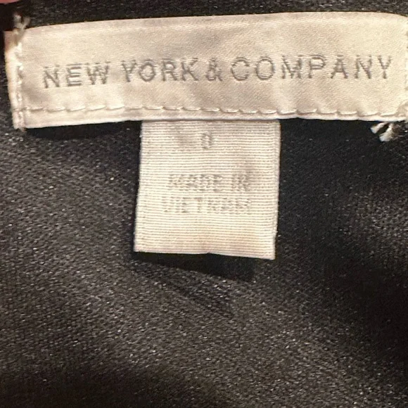 New York & Company  Black and White Leaf Print Midi Sleeveless Dress Sz 0. - Picture 9 of 14